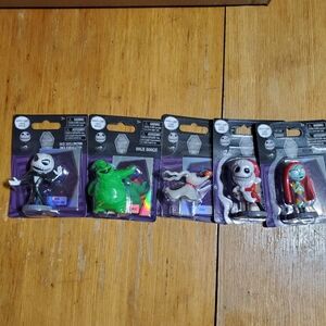 (NEW) nightmare Before Christmas figurines